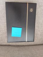 Tweedehands postzegelalbum ,groot formaat 64 witte bladen, Postzegels en Munten, Ophalen of Verzenden