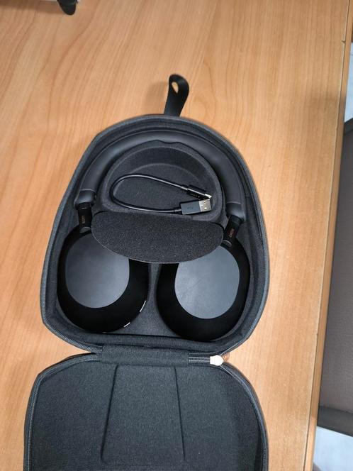 Sony XM5 koptelefoon, Audio, Tv en Foto, Hoofdtelefoons, Zo goed als nieuw, Sony, Ophalen
