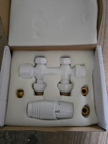 Radiator Aansluitset neuwe  beschikbaar voor biedingen