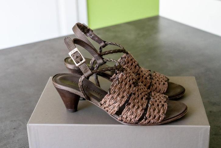 Schoenen, merk Daniele Tucci, maat 35, als nieuw, Kleding | Dames, Schoenen, Zo goed als nieuw, Schoenen met lage hakken, Bruin