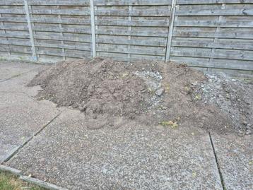 Zwarte Grond - Gratis beschikbaar voor biedingen