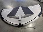 5.5m Aura III wing, Sports nautiques & Bateaux, Aile de surf, Vayu, Comme neuf, Enlèvement, Wingsurf-aile