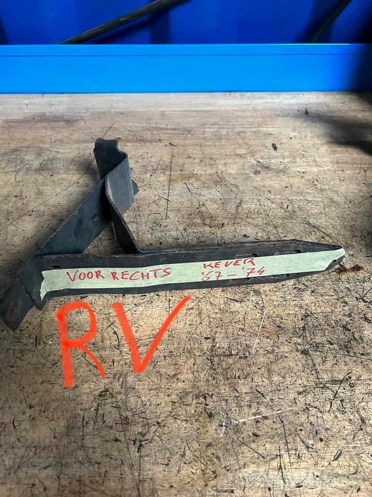 Kever Bumpersteun RV rechts voor passagierkant, Auto-onderdelen, Overige Auto-onderdelen, Ophalen