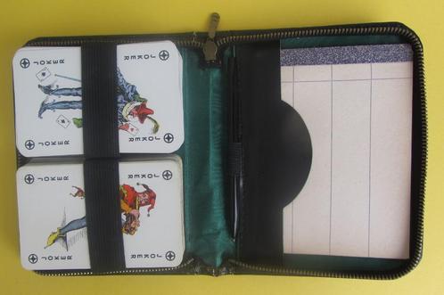 Speelkaarten in etui - 2 pakjes - 6 Mooie jokers !, Collections, Cartes à jouer, Jokers & Jeux des sept familles, Utilisé, Carte(s) à jouer