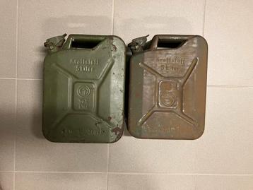 Duitse jerrycans 5L beschikbaar voor biedingen