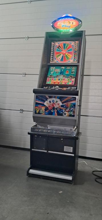 Casinoautomaat STAKE instelbaar en uitbetaler. beschikbaar voor biedingen