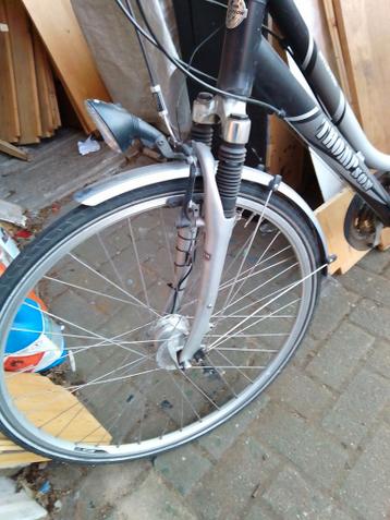 Thompson damesfiets met dempers in de vork