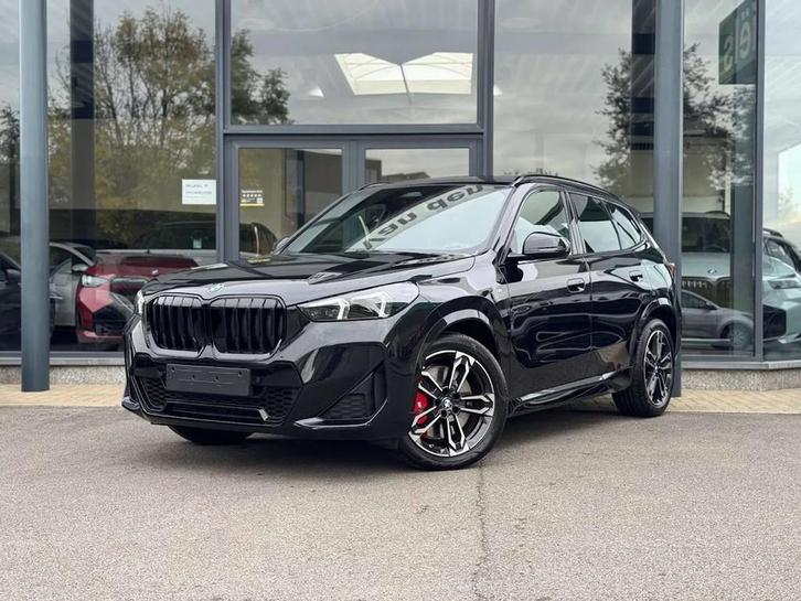 BMW X1 sDrive18i M Sport PRO / PANODAK / KEYLESS / LEER, Auto's, BMW, Bedrijf, Te koop, X1, ABS, Achteruitrijcamera, Airbags, Airconditioning