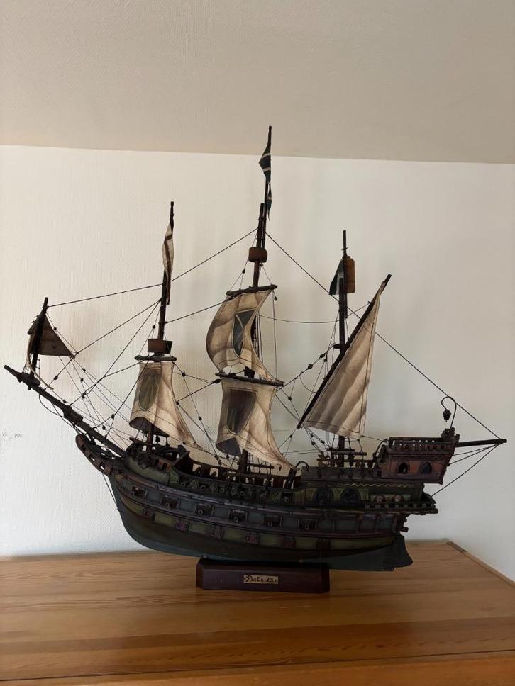 Handgemaakte modelboot Pinta XIII, Hobby en Vrije tijd, Modelbouw | Boten en Schepen, Zo goed als nieuw, 1:50 tot 1:200, Ophalen