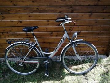 Te koop aluminum damesfiets met 7 versnellingen  beschikbaar voor biedingen