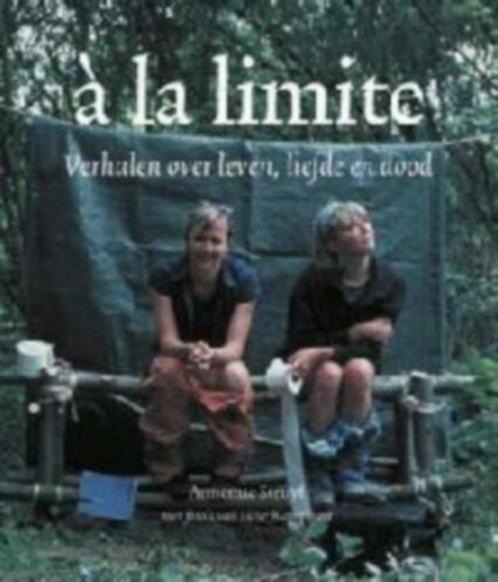 boek: A la limite ; Annemie Struyf & Lieve Blancquaert, Boeken, Film, Tv en Media, Gelezen, Tv-serie, Verzenden