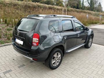 Dacia Duster 1.5dci 90ch Full options 99000km disponible aux enchères