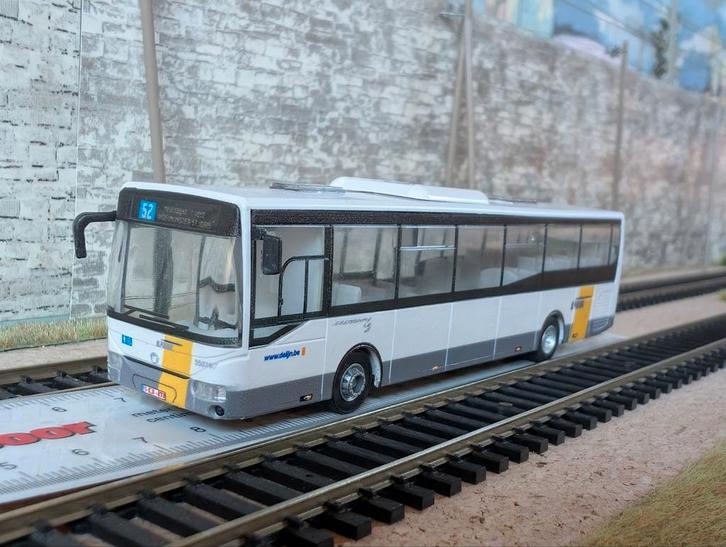 Irisbus / Iveco Crossway De Lijn Bus 1/87, Hobby en Vrije tijd, Modeltreinen | H0, Nieuw, Brug, Tunnel of Gebouw, Gelijkstroom of Wisselstroom