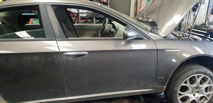 ALFA 159 PORTIER RECHTS VOOR BJ 2006, Auto-onderdelen, Carrosserie, Deur, Gebruikt, Ophalen of Verzenden