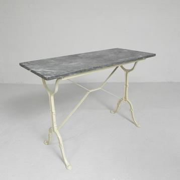 Tuintafel, bistrotafel met marmer blad, jaren 50 beschikbaar voor biedingen
