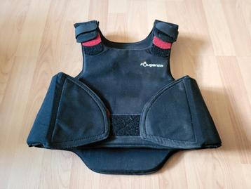 Valvest/ bodyprotector fouganza  8/10 jaar beschikbaar voor biedingen