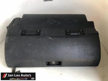 Dashboardkast blauw Audi Coupe B2 beschikbaar voor biedingen