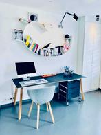 Table/bureau Hay, Enlèvement, Comme neuf