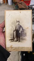 Tres vieille photographie carton enfant soldat, Enlèvement ou Envoi
