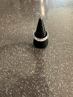 Zeer mooie zilveren ring met strass steentjes maat 54 nieuw, Handtassen en Accessoires, Ringen, Nieuw, Dame