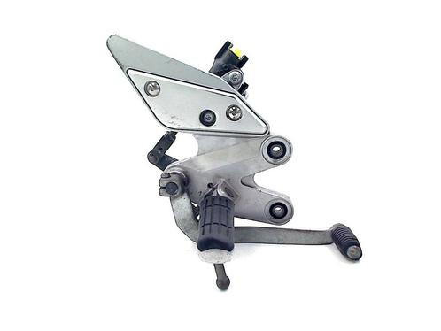 SCHETSPLAAT RECHTS VOOR Yamaha FZ 6 2004-2006 (FZ6 FAZER), Motoren, Onderdelen | Yamaha, Gebruikt