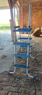 Échelle piscine, Jardin & Terrasse, Accessoires de piscine, Enlèvement, Utilisé, Échelle