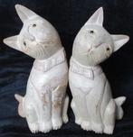2 grote houten poezen, met de hand gemaakt, Ophalen of Verzenden, Gebruikt, Hond of Kat, Beeldje of Figuurtje