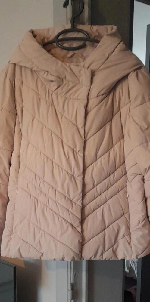 Veste dame très jolie neuve taille L à saisir ️️️↙️, Kleding | Dames, Jassen | Zomer