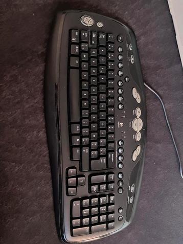 Clavier, Enlèvement, Comme neuf
