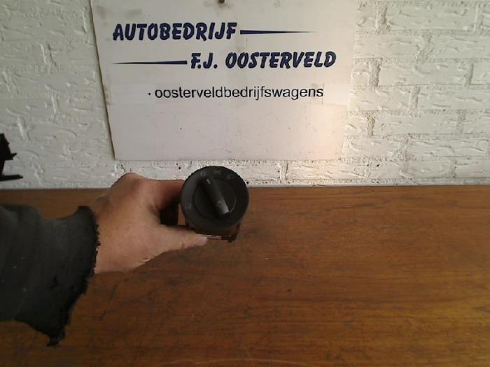Licht Schakelaar van een Volkswagen Polo, Auto-onderdelen, Dashboard en Schakelaars, Volkswagen, Gebruikt, 3 maanden garantie