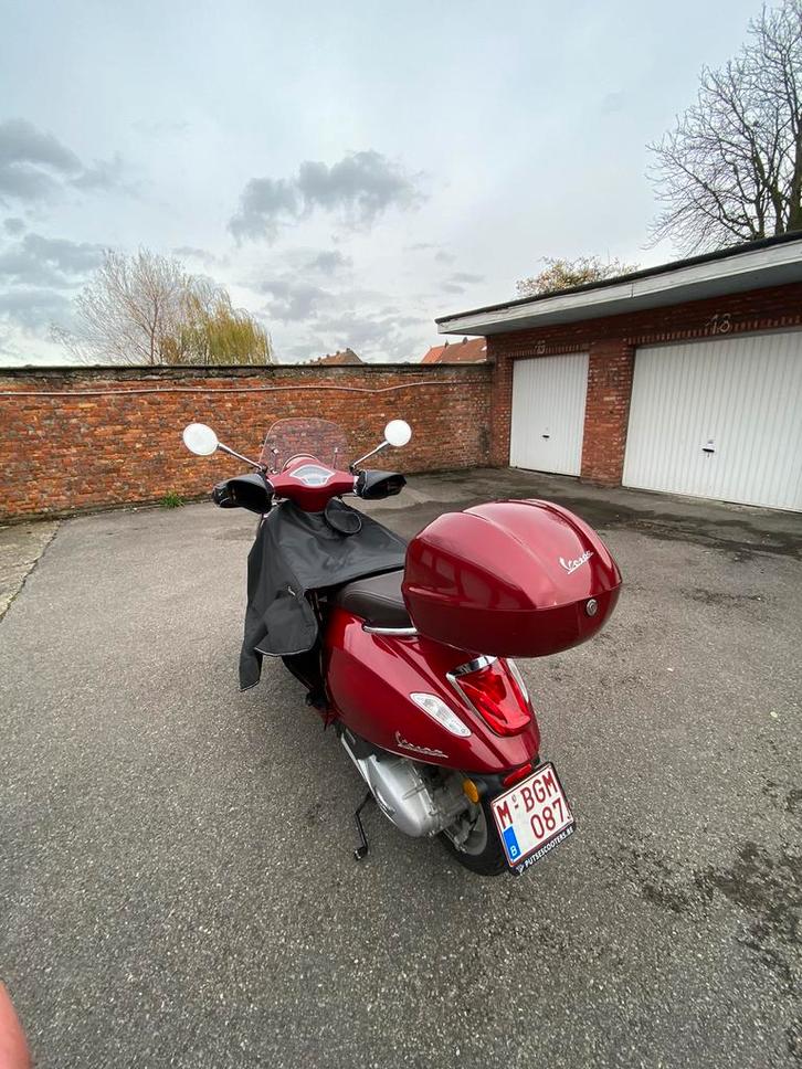 Vespa Primavera 125cc - 2019 - 4300km!, Fietsen en Brommers, Scooters | Vespa, Zo goed als nieuw, Overige modellen, Benzine, Ophalen