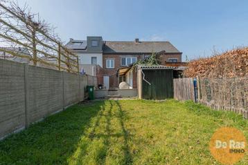 Huis te koop in Sint-Lievens-Houtem, 3 slpks beschikbaar voor biedingen