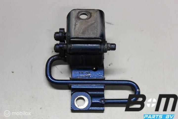 Portier scharnier rechts achter 8P4833412A, Auto-onderdelen, Carrosserie, Gebruikt