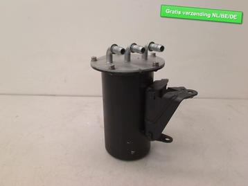 SUPPORT FILTRE A GASOIL Passat (3G2) (5Q0127399G), Utilisé, Volkswagen