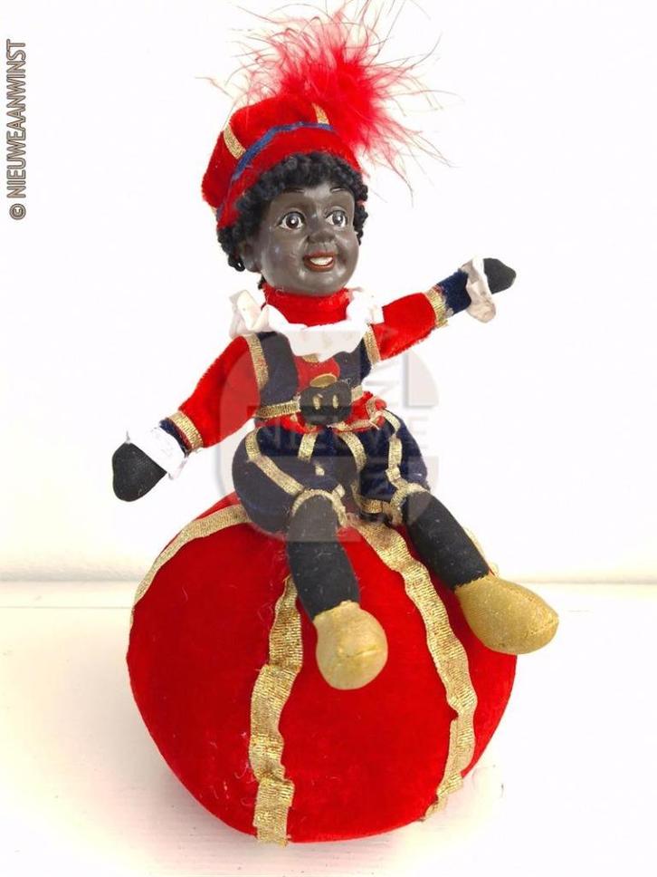 Authentieke etalage zwarte Piet pop op fluwelen bal - 20cm, Diversen, Sinterklaas, Verzenden