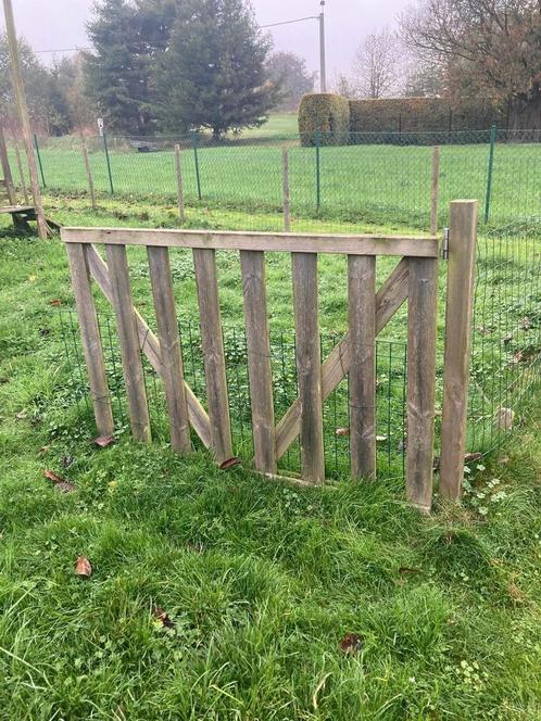 Poteaux en bois, convertit le fil, portail, Jardin & Terrasse, Clôtures de jardin, Utilisé, Enlèvement