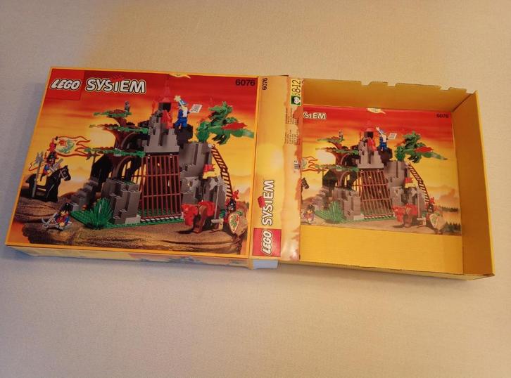 LEGO Castle Dragon Knights 6076 Dark Dragon's Den MET DOOS, Kinderen en Baby's, Speelgoed | Duplo en Lego, Zo goed als nieuw, Lego