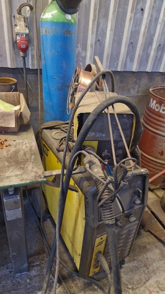 werkplaatswagen, lasapparaat, draaibank enz, Zakelijke goederen, Kantoor en Winkelinrichting | Apparatuur en Telecommunicatie