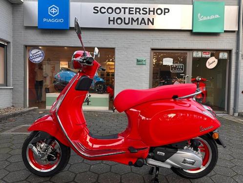 VESPA PRIMAVERA 125cc RED EDITION (nr.158), Fietsen en Brommers, Scooters | Vespa, Nieuw, Overige modellen, Benzine, Verzenden