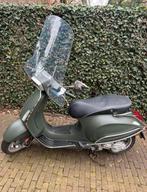 Vespa sprint, Ophalen, Zo goed als nieuw, Benzine, 50 cc