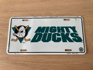 Mighty Ducks emaille bord beschikbaar voor biedingen