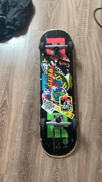 Proffesional skateboard Primitive, Enlèvement ou Envoi, Comme neuf, Skateboard