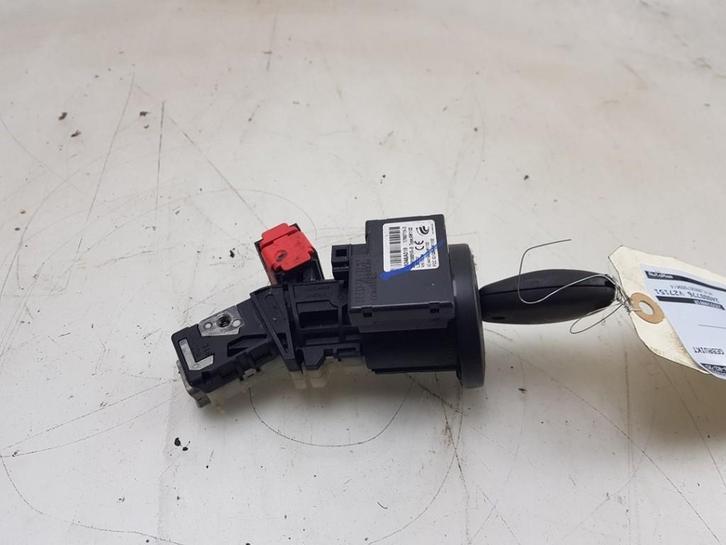 CONTACTSLOT + SLEUTEL Trafic (1FL / 2FL / 3FL / 4FL), Auto-onderdelen, Overige Auto-onderdelen, Renault, Gebruikt