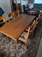 Gratis af te halen eiken tafel met 6 stoelen en wandkast, Ophalen