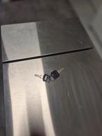 Brievenbus in gebruikte toestand met 2 sleutels, Ophalen