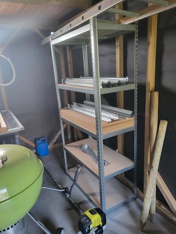 Metalen opbergrekken heavy duty  beschikbaar voor biedingen