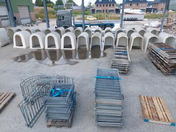 8 kalveriglo's, kalveriglo, kalverhok, kalverhut, schuilhok  beschikbaar voor biedingen