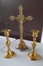 kruisbeeld en 2 kandelaars, Antiek en Kunst, Antiek | Religieuze voorwerpen, Ophalen of Verzenden
