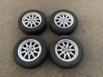 zomerbanden set BMW 15 inch 5x120 72,5 alluminium velgen beschikbaar voor biedingen