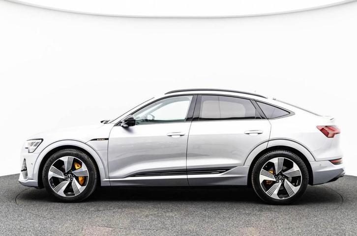Audi E-Tron Sportback 55 S Line Black   Pano/Matrix, Auto's, Audi, Bedrijf, Te koop, e-tron, 360° camera, 4x4, ABS, Achteruitrijcamera